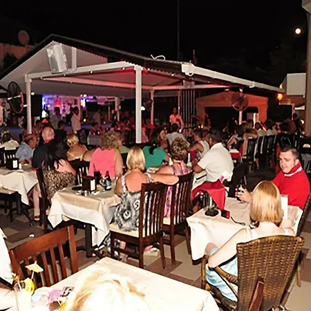 아파트호텔 Greenpark 3*