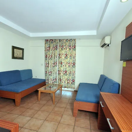 Apartahotel Greenpark 3*