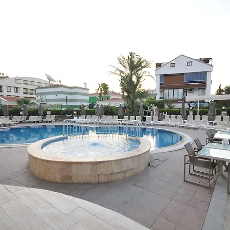 Greenpark Apartahotel