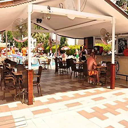 Greenpark Apartahotel 3*