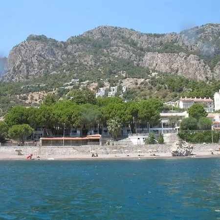 Greenpark Apartahotel